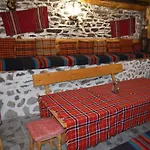 бели ружи Feriehus