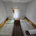 Feriehus бели ружи *